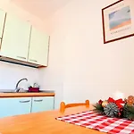 Appartamento A 200m Dai Mercatini Terrazzo Panoramico Loft In Centro Storico-stazione