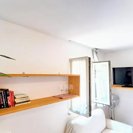 Loft Con Terrazzo Panoramico - Centro Storico Stazione A 2' Trento