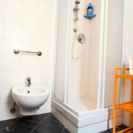 Loft Con Terrazzo Panoramico - Centro Storico Stazione A 2' Apartment