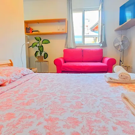 Loft Con Terrazzo Panoramico - Centro Storico Stazione A 2' * 트렌토