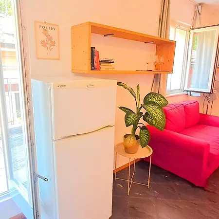 Loft Con Terrazzo Panoramico - Centro Storico Stazione A 2' Apartment *