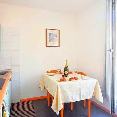 Loft Con Terrazzo Panoramico - Centro Storico Stazione A 2' * 트렌토