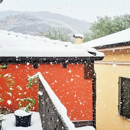 Loft Con Terrazzo Panoramico - Centro Storico Stazione A 2' Apartment Trento