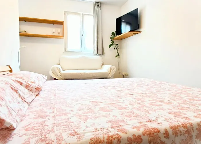 Loft Con Terrazzo Panoramico - Centro Storico Stazione A 2'