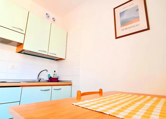 Apartamento Loft Con Terrazzo Panoramico - Centro Storico Stazione A 2'