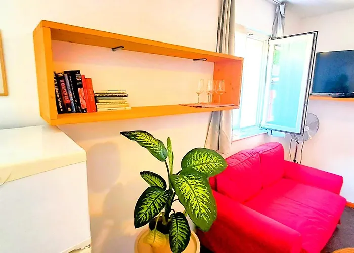 Daire Loft Con Terrazzo Panoramico - Centro Storico Stazione A 2' *