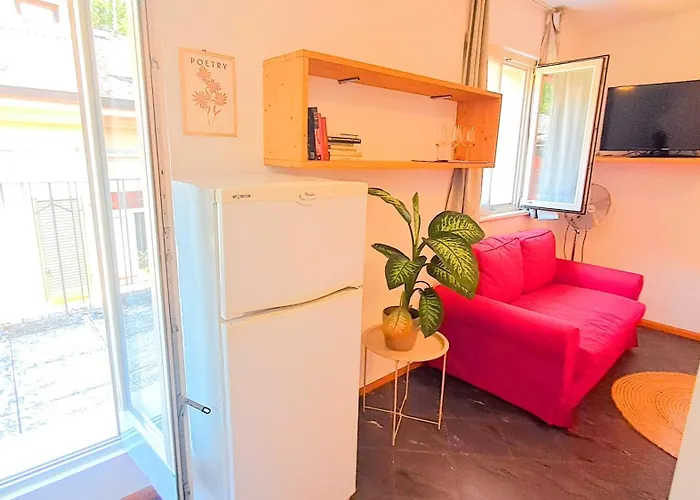 Loft Con Terrazzo Panoramico - Centro Storico Stazione A 2' Apartamento *