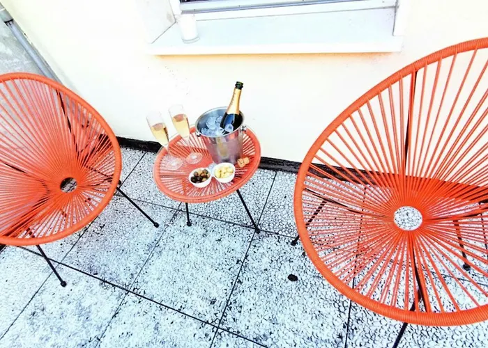 Loft Con Terrazzo Panoramico - Centro Storico Stazione A 2'